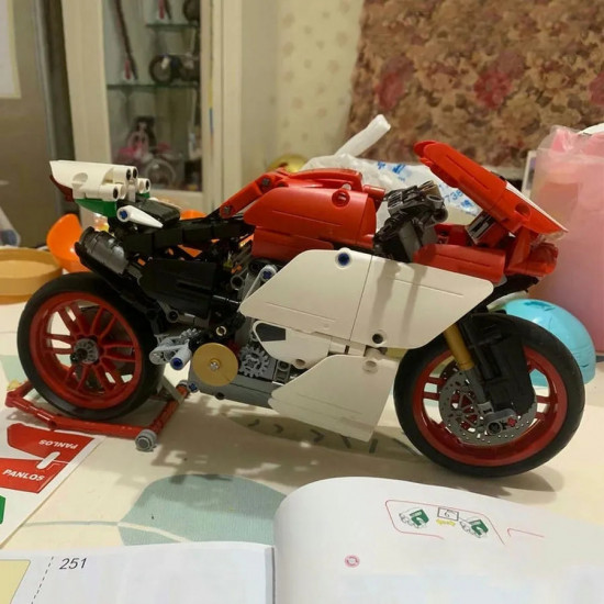 bike moc fast racing motorcycle bricks toys 672001